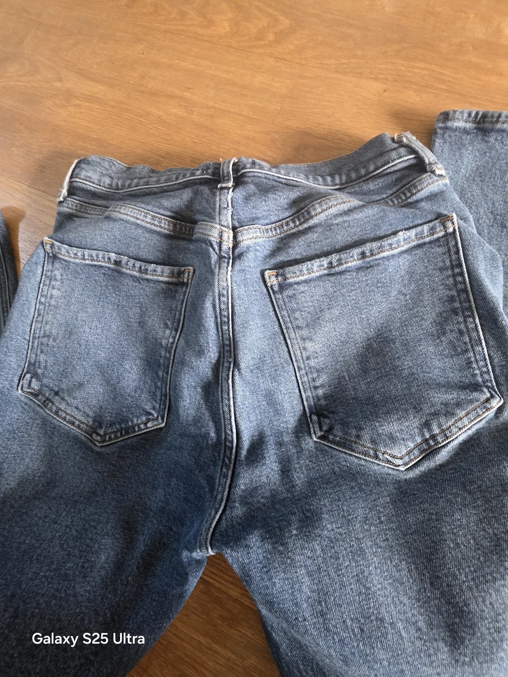 Agolde Riley Jeans - Picture 4 of 5